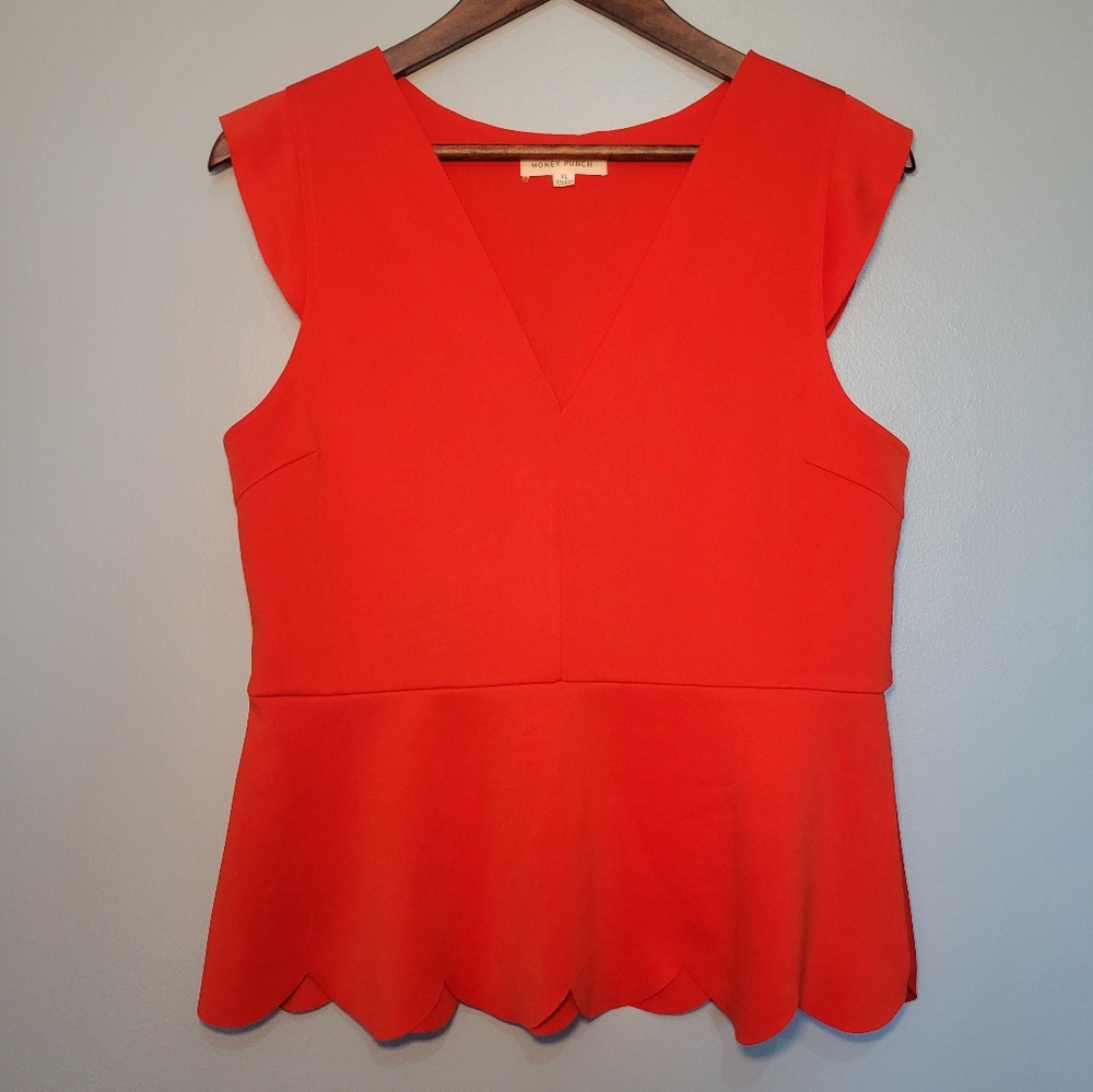 Honey Punch V-Neck Scalloped Fire Red Tank Top Blouse Womens Size XL